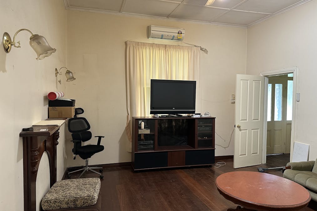78 Richardson Street, Katanning, WA, 6317 - Image 4
