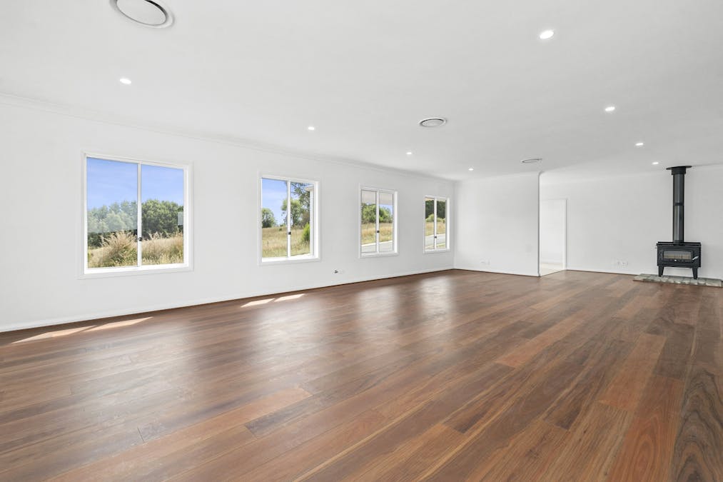 8 McIntosh Road, Crookwell, NSW, 2583 - Image 11