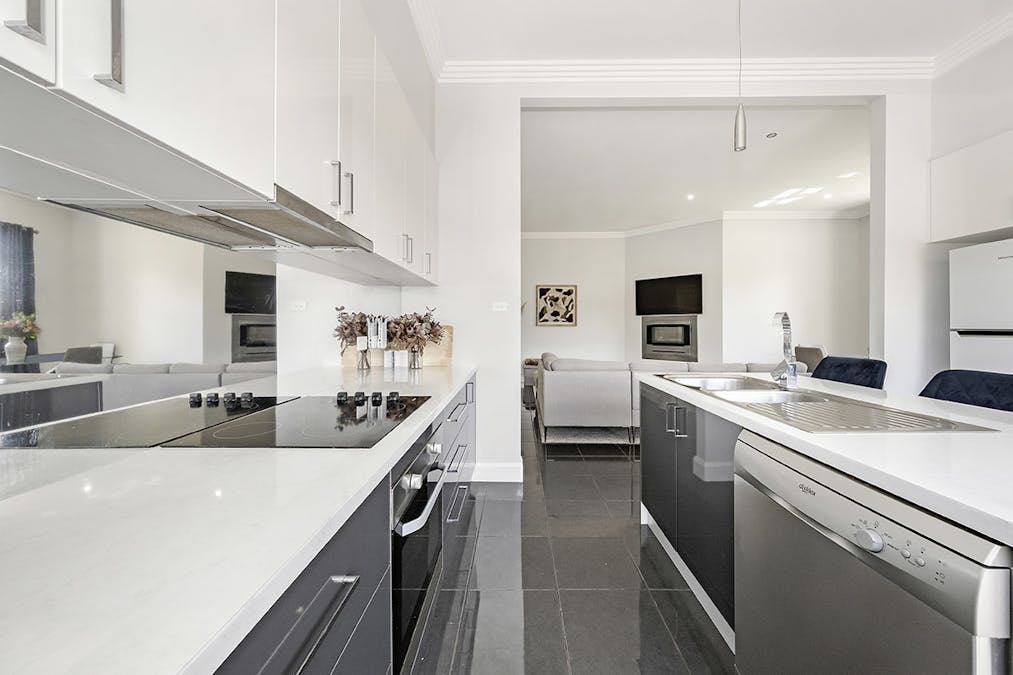 3 Maddison View, Hamilton, VIC, 3300 - Image 5