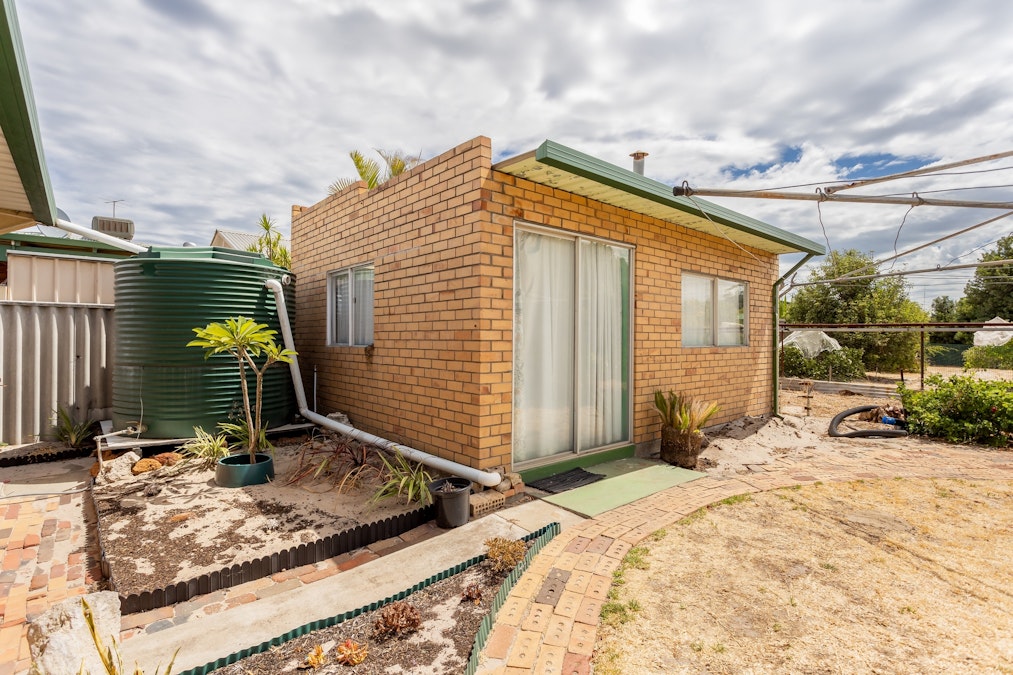 38 Valentine Way, Australind, WA, 6233 - Image 21