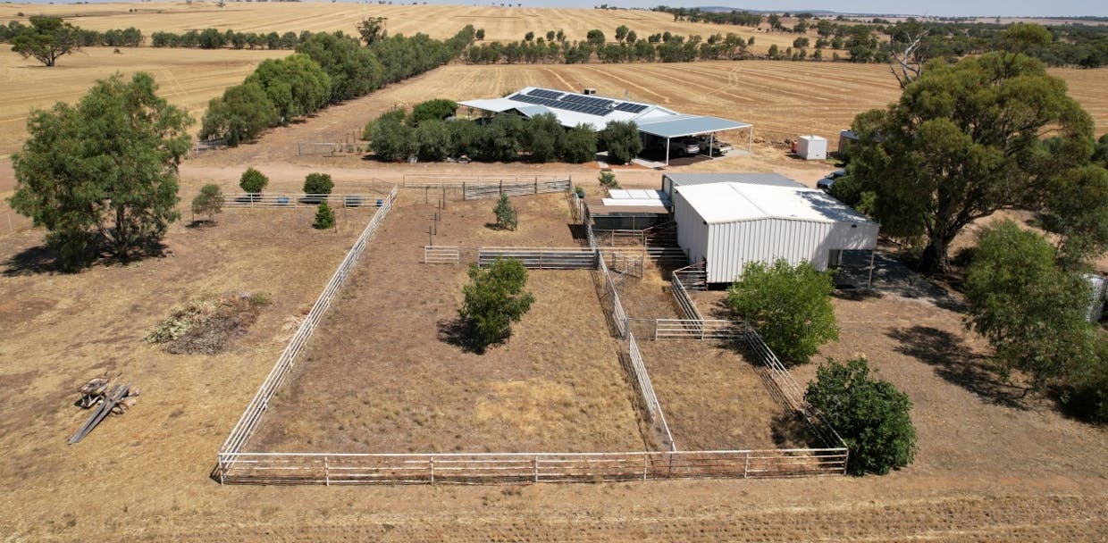 1352  Quellington Road, York, WA, 6302 - Image 33