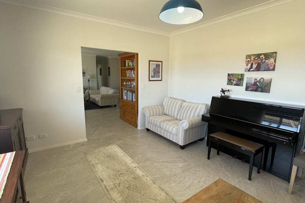 1352  Quellington Road, York, WA, 6302 - Image 34