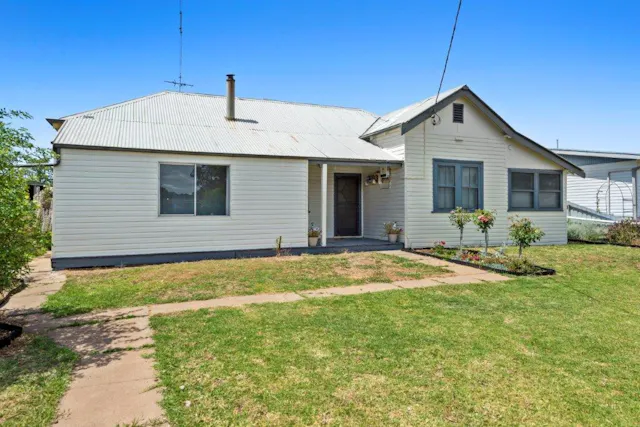 27 Coreen Street — photo from Elders Real Estate Finley
