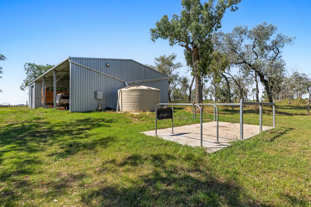 1237 Umbiram Road, Southbrook, QLD, 4363 - Image 11