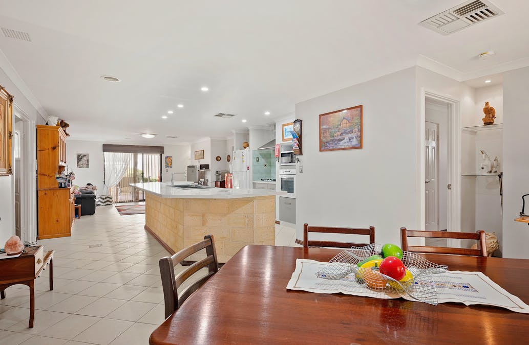 1 Pembroke Street, College Grove, WA, 6230 - Image 5