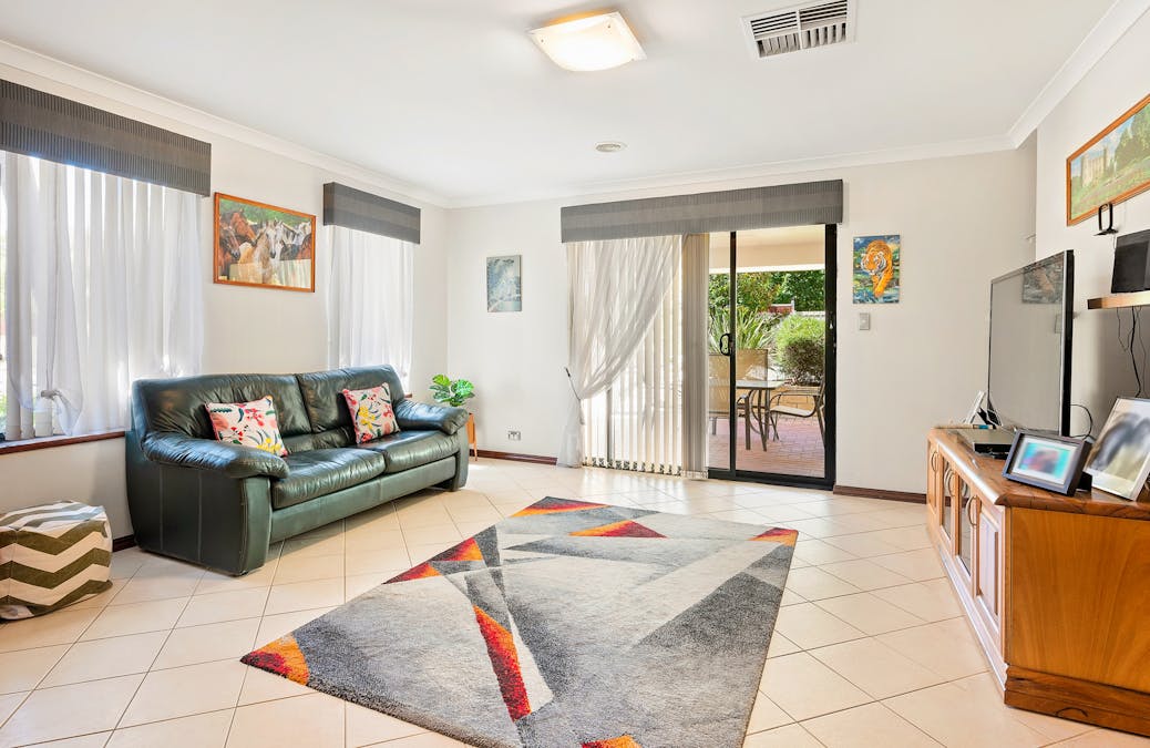 1 Pembroke Street, College Grove, WA, 6230 - Image 16