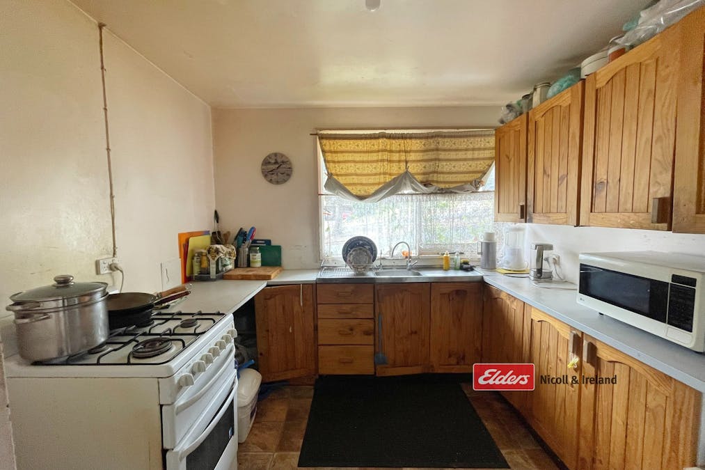 16 Suttor Street, West Bathurst, NSW, 2795 - Image 9