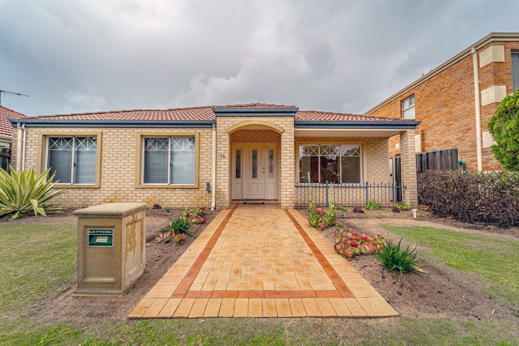 15 Lynch Avenue, Rockingham, WA, 6168 - Image 2