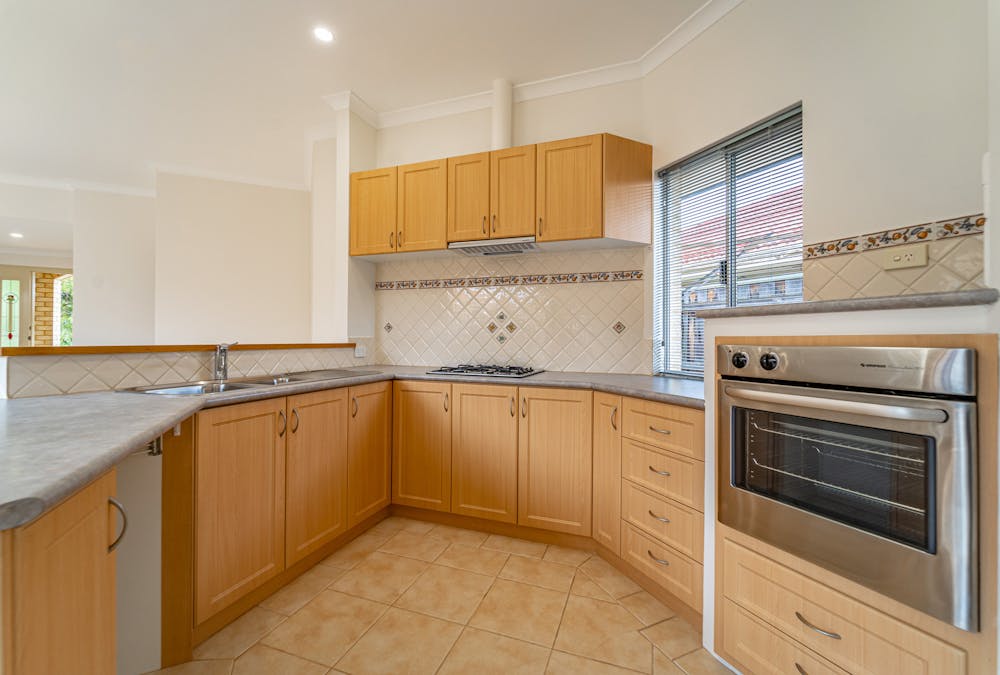 15 Lynch Avenue, Rockingham, WA, 6168 - Image 18