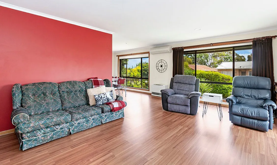 20 Duke Avenue, Hamilton, VIC, 3300 - Image 3