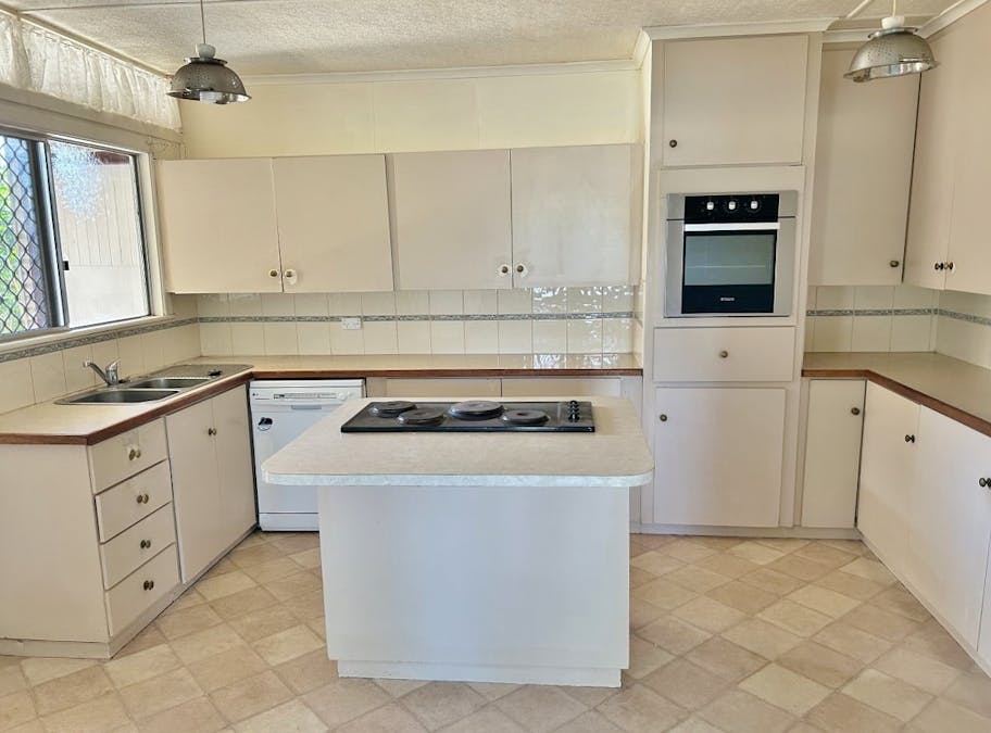 1 Hawthorne Street, Dalby, QLD, 4405 - Image 5