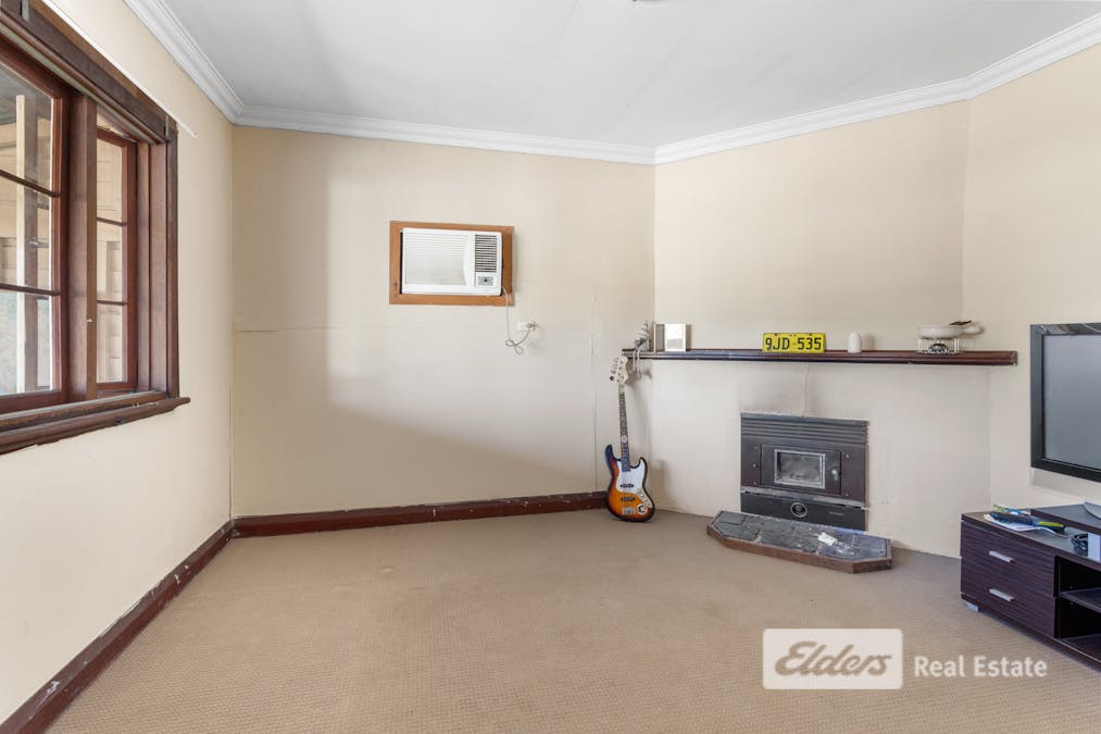 54 Wittenoom Street, Collie, WA, 6225 - Image 3