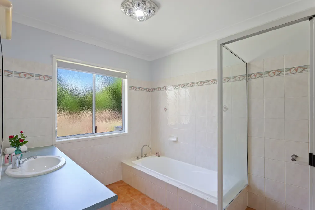 13-15 Chifley Court, Middle Ridge, QLD, 4350 - Image 17