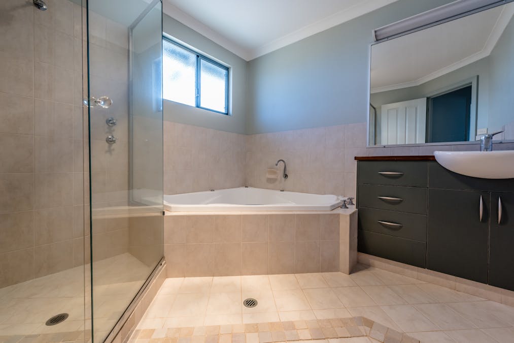 20 Seahorse Loop, Port Denison, WA, 6525 - Image 10