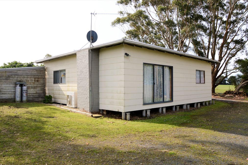 7715 Bass Highway, Leongatha South, VIC, 3953 - Image 2