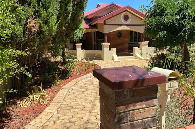 17 Cecile Street, Parkes, NSW, 2870 - Image 1