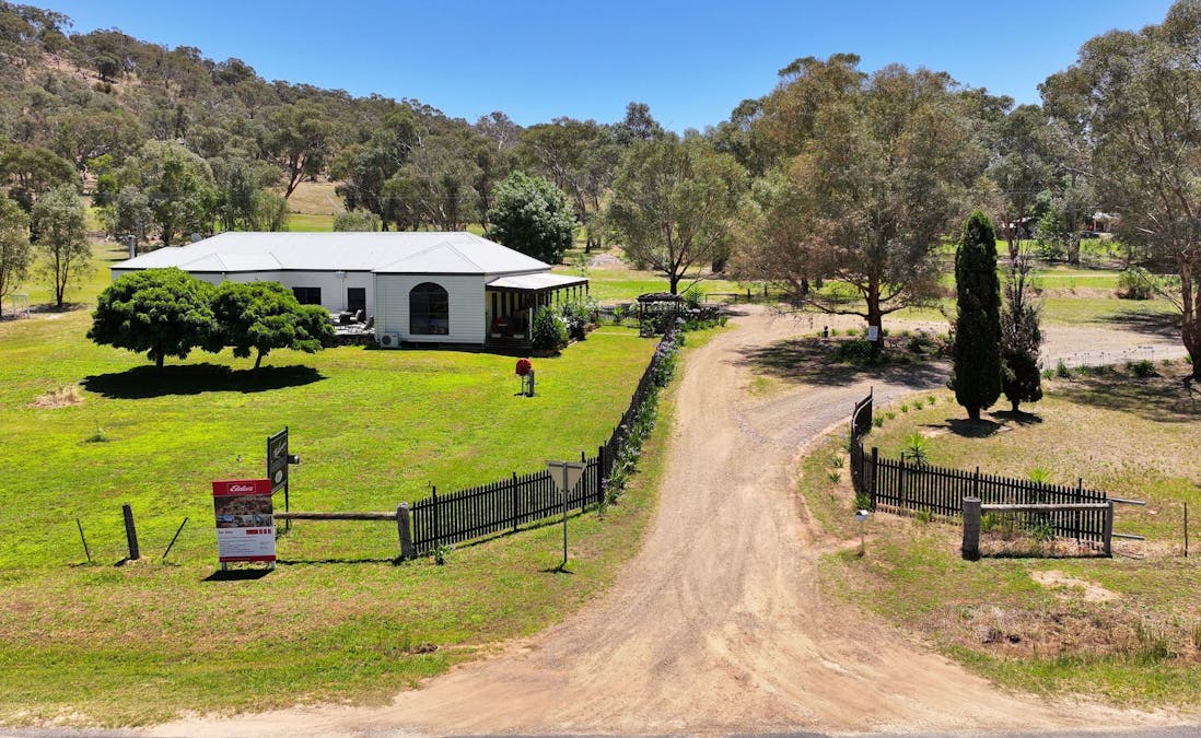 867 Lake Mokoan Road, Chesney Vale, VIC, 3725 - Image 2