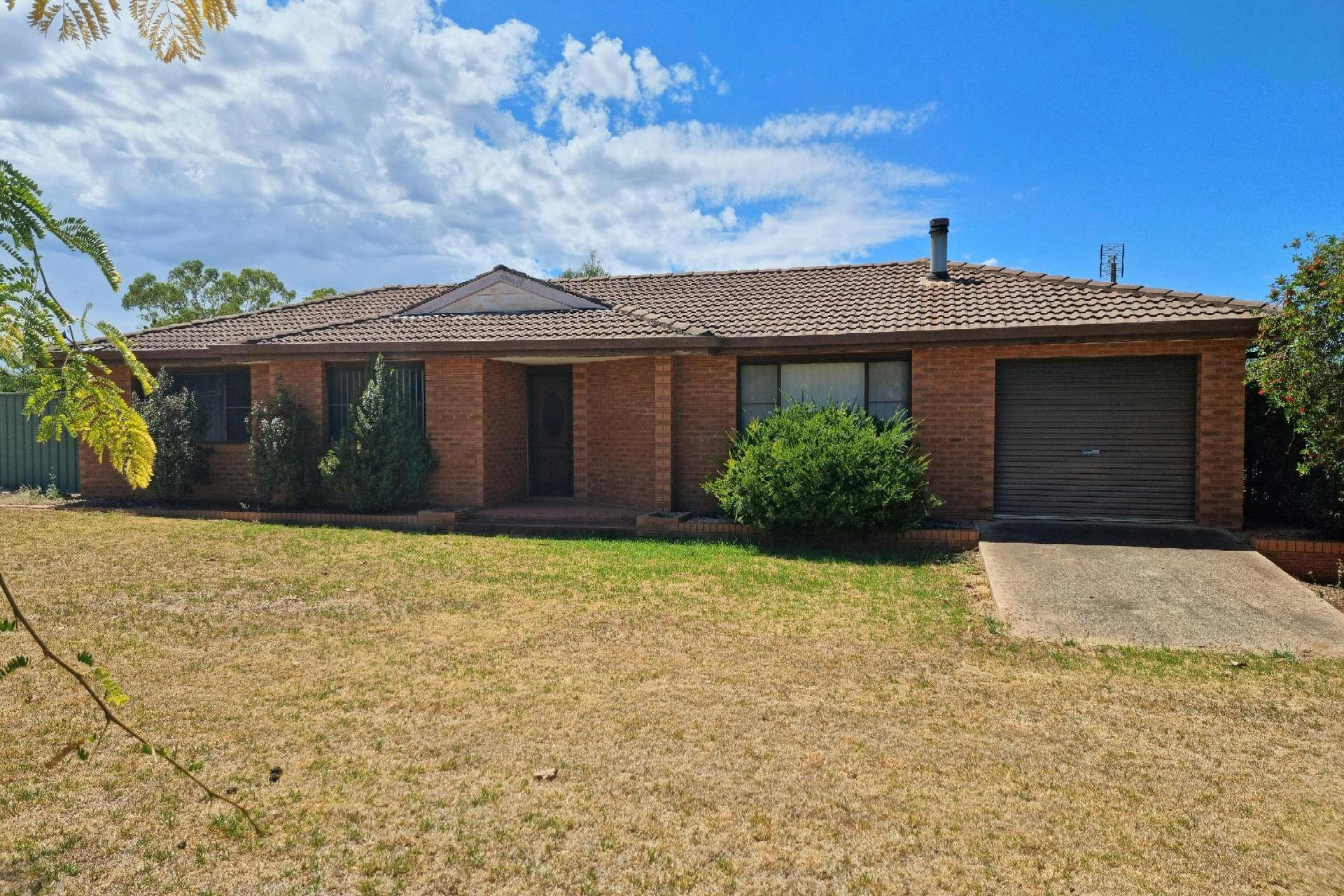 4 Brahman Street, Forbes, NSW, 2871 Sold Elders Real Estate