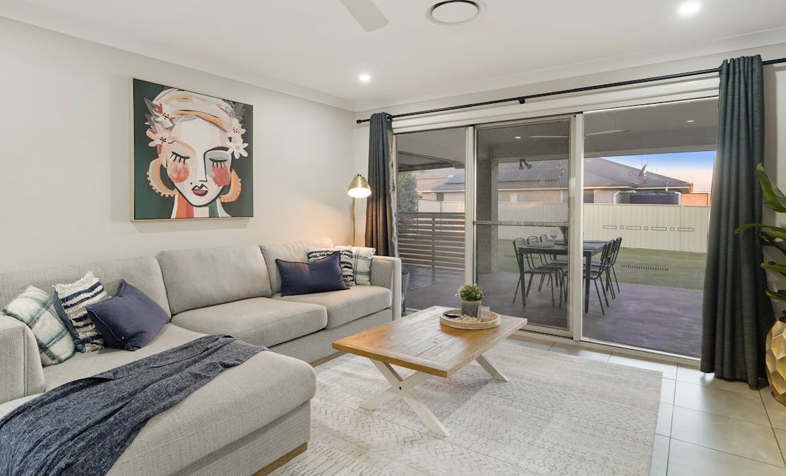 33 Danilenko Street, Parkes, NSW, 2870 - Image 2