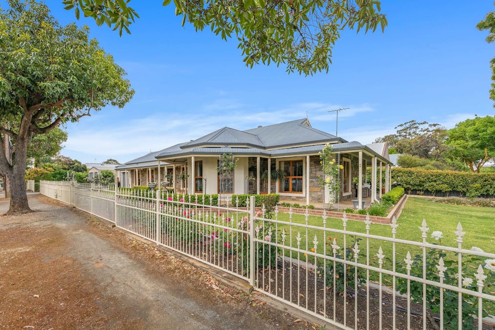 9 Bridge Street, Tanunda, SA, 5352 - Image 2