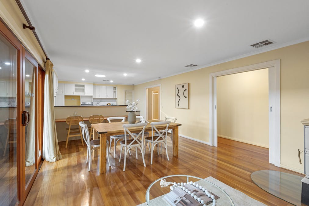 12 Light Road, Coromandel Valley, SA, 5051 - Image 14