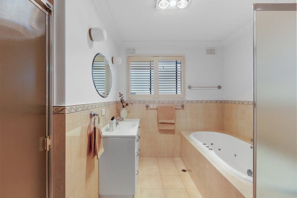 12 Light Road, Coromandel Valley, SA, 5051 - Image 18