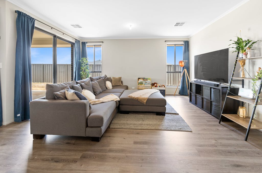 28 Jasmine Drive, Two Wells, SA, 5501 - Image 11