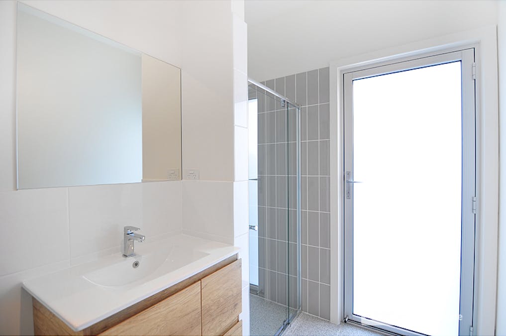 2/20 Elizabeth Street, Robe, SA, 5276 - Image 4