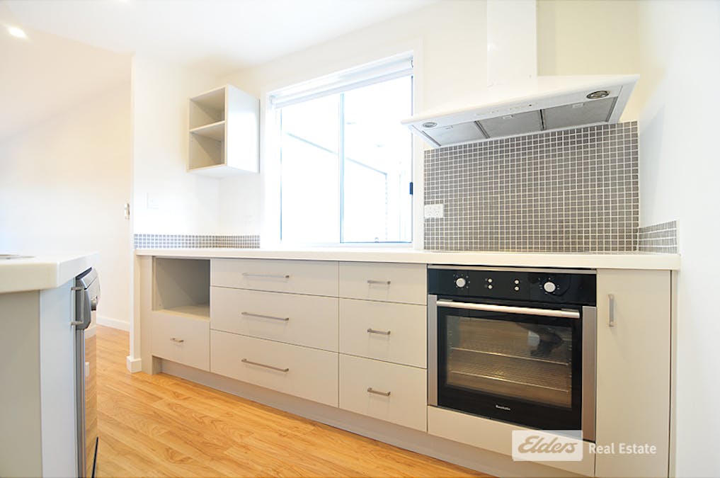 2/20 Elizabeth Street, Robe, SA, 5276 - Image 9
