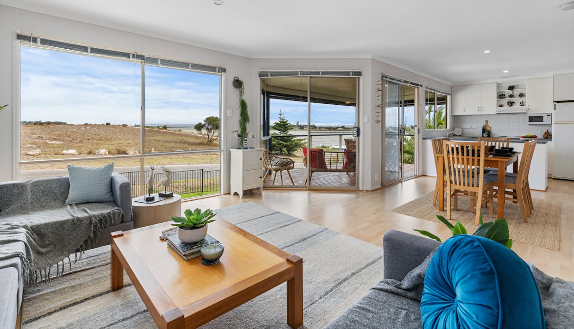 40 Island View Drive, Clayton Bay, SA, 5256 Sold Elders Real Estate