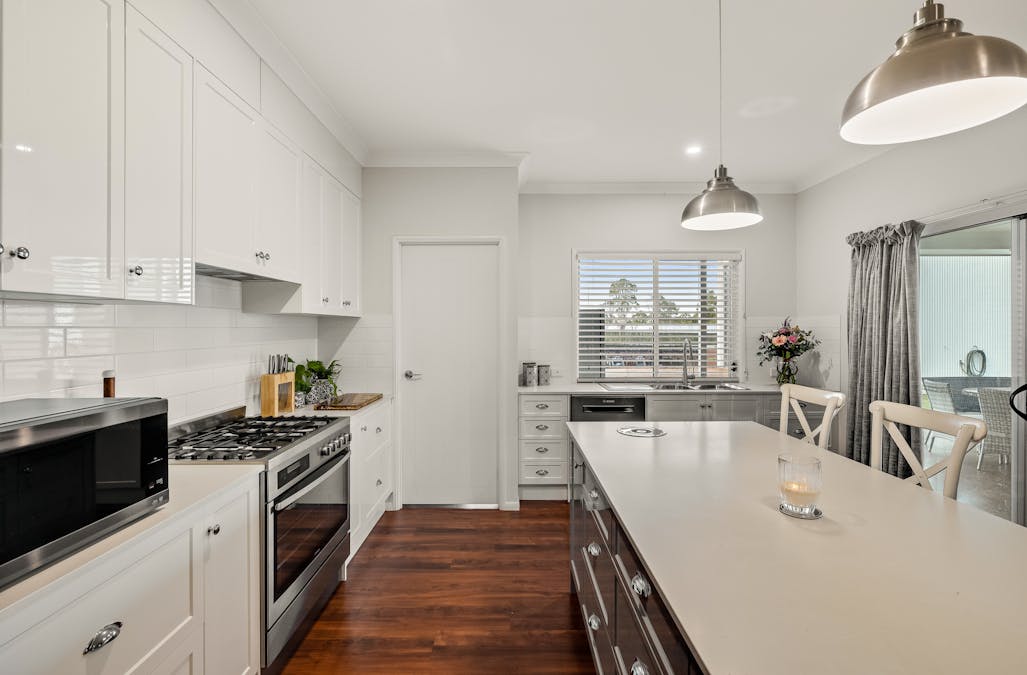 14 Amorosa Street, Cabarlah, QLD, 4352 - Image 9