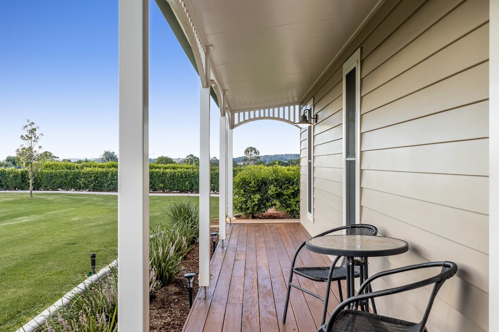 14 Amorosa Street, Cabarlah, QLD, 4352 - Image 3