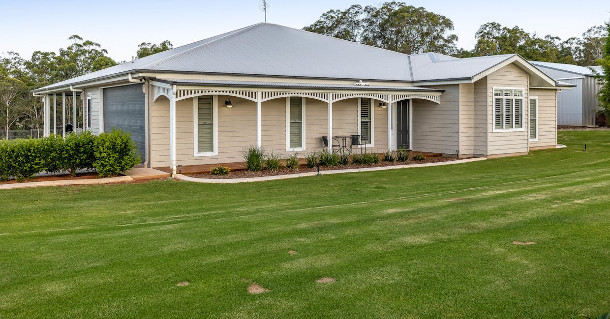 14 Amorosa Street, Cabarlah, QLD, 4352 - Image 2