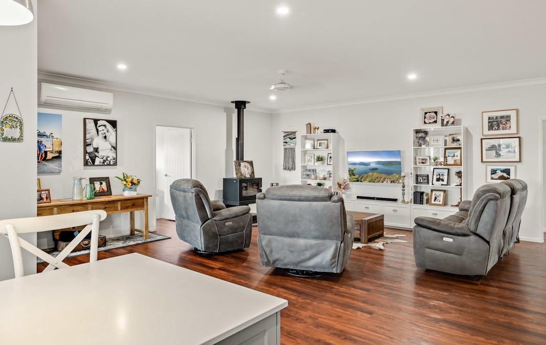 14 Amorosa Street, Cabarlah, QLD, 4352 - Image 15