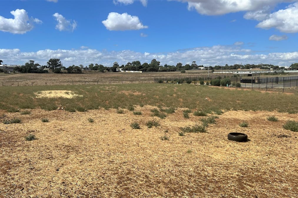 26 Kennett Road, Murray Bridge East, SA, 5253 - Image 21