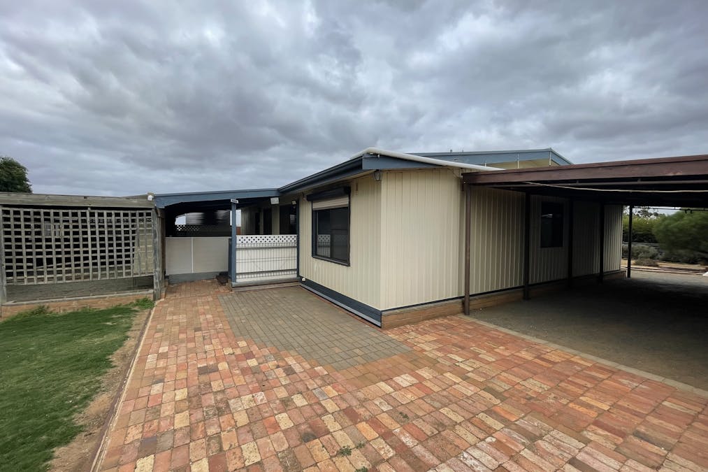 26 Kennett Road, Murray Bridge East, SA, 5253 - Image 15