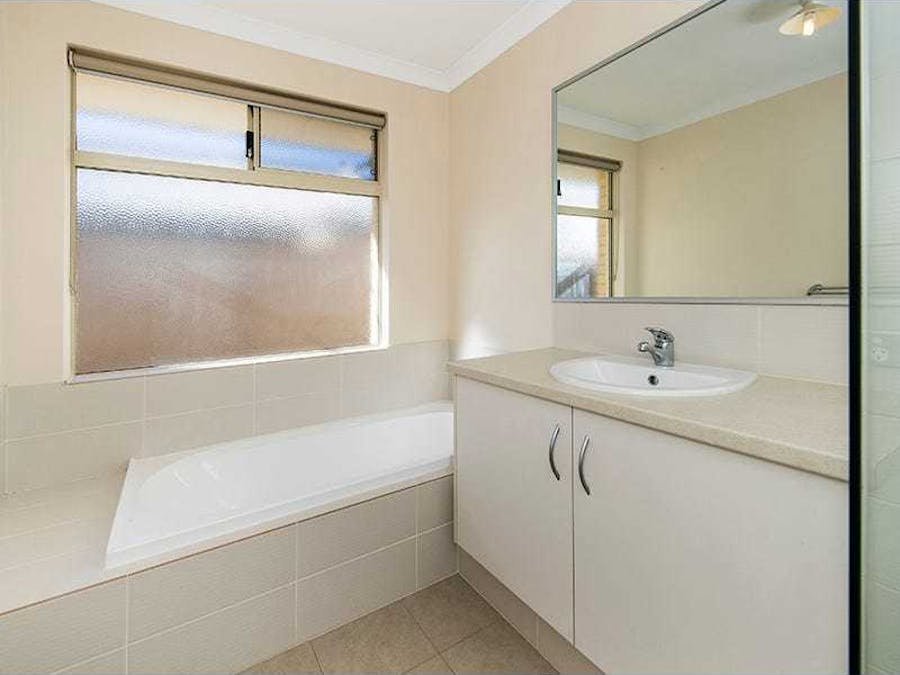 15 Melaleuca Drive, College Grove, WA, 6230 - Image 13