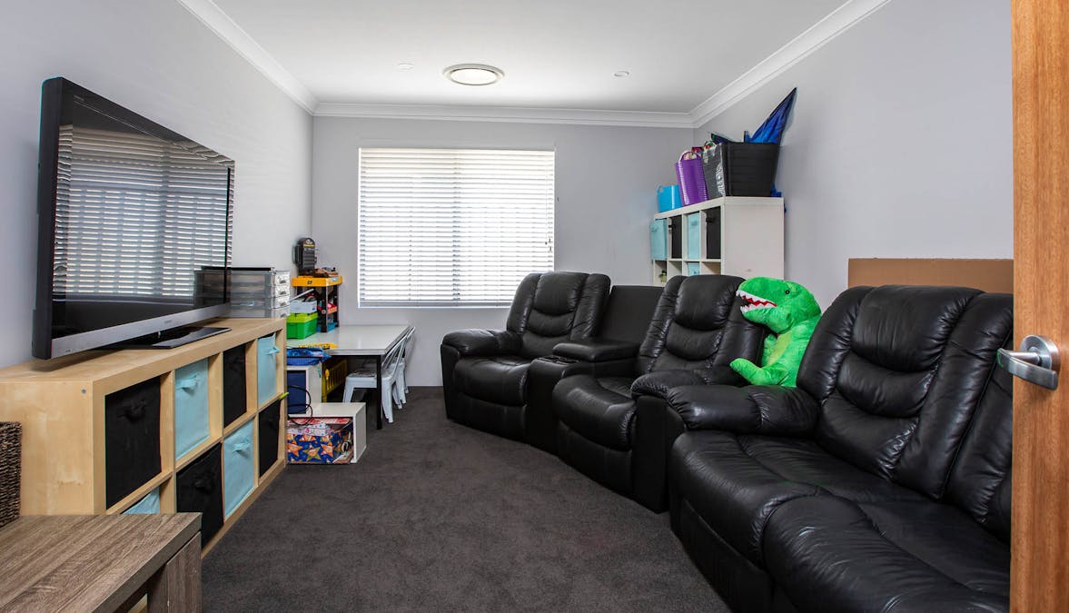 110 Napoleon Promenade, Kealy, WA, 6280 - Image 7