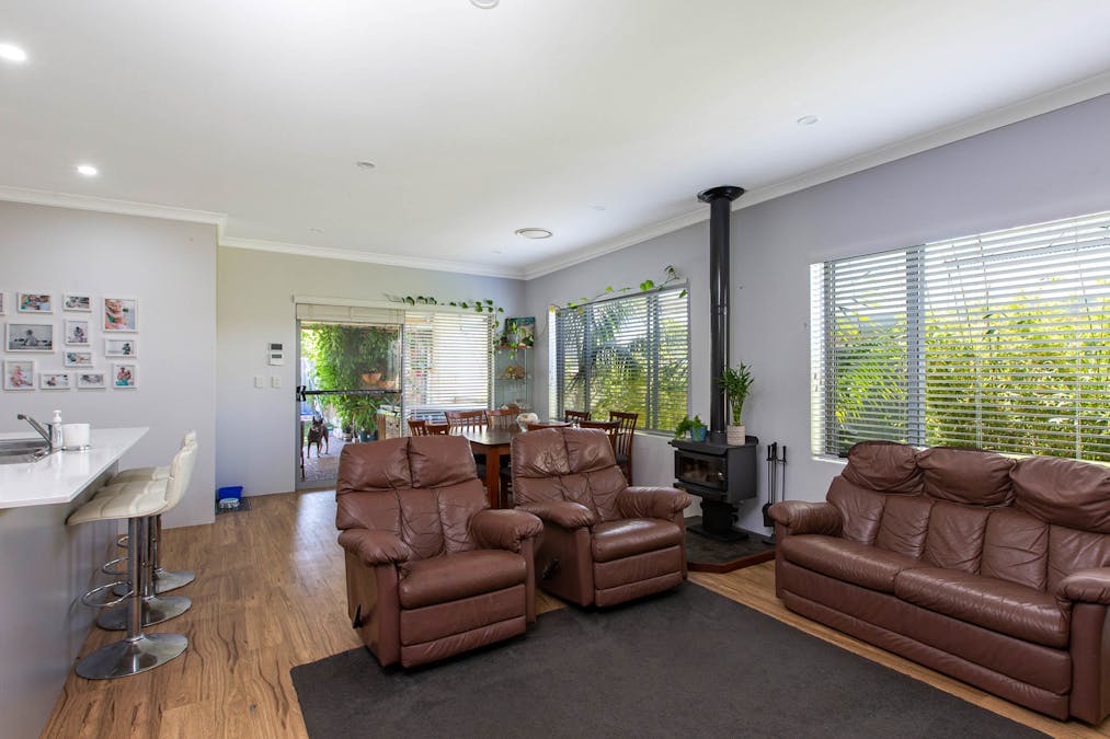110 Napoleon Promenade, Kealy, WA, 6280 - Image 13