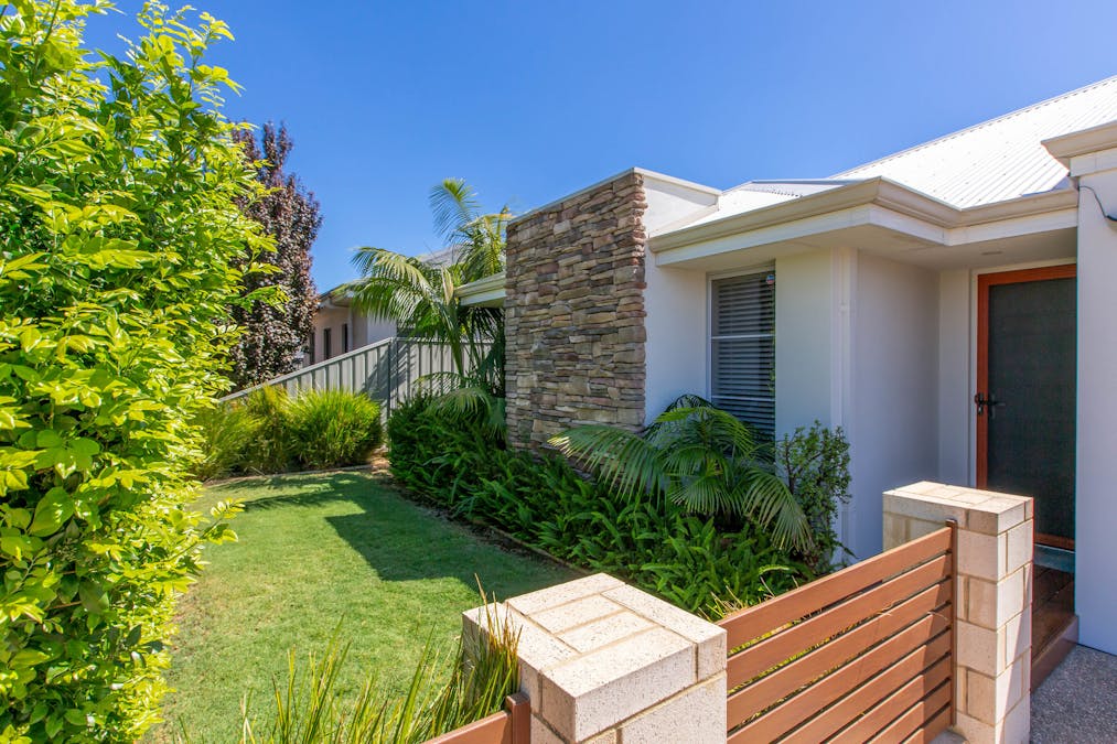 110 Napoleon Promenade, Kealy, WA, 6280 - Image 1