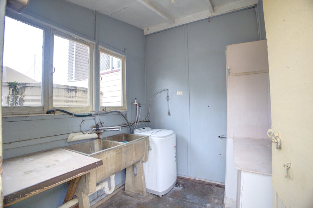 2 Slone Street, Riverview, QLD, 4303 - Image 19