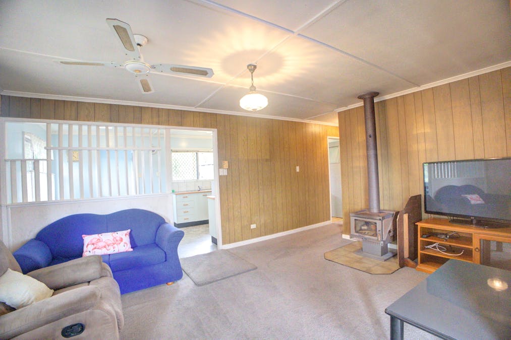 2 Slone Street, Riverview, QLD, 4303 - Image 8