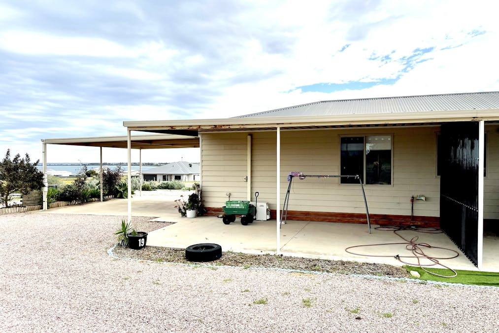 19 Laguna Avenue, Ceduna Waters, SA, 5690 Sold Elders Real Estate