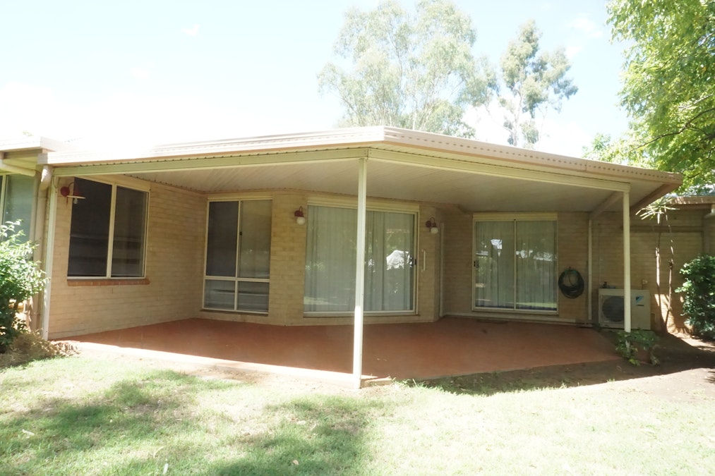 2 Mcdonnell Avenue, St George, QLD, 4487 - Image 4