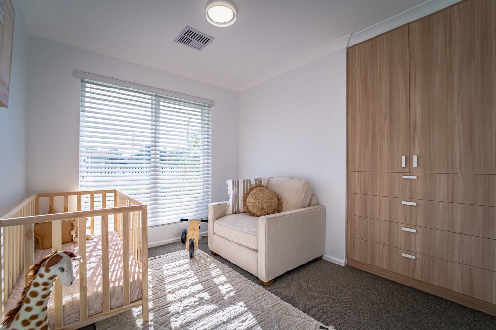 3 Waikiki Road, Safety Bay, WA, 6169 - Image 20