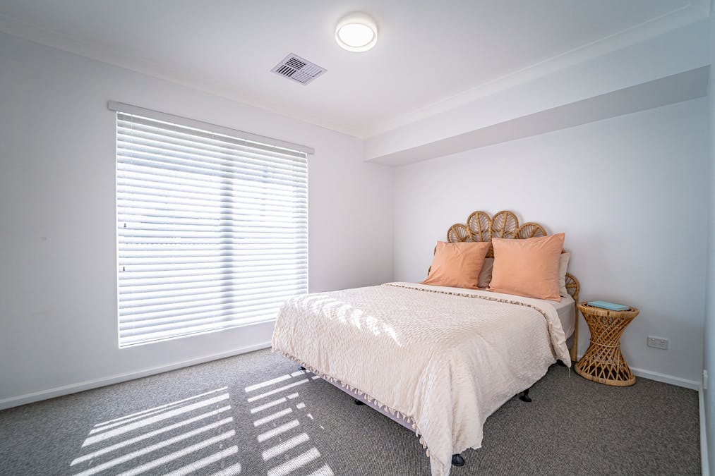 3 Waikiki Road, Safety Bay, WA, 6169 - Image 19