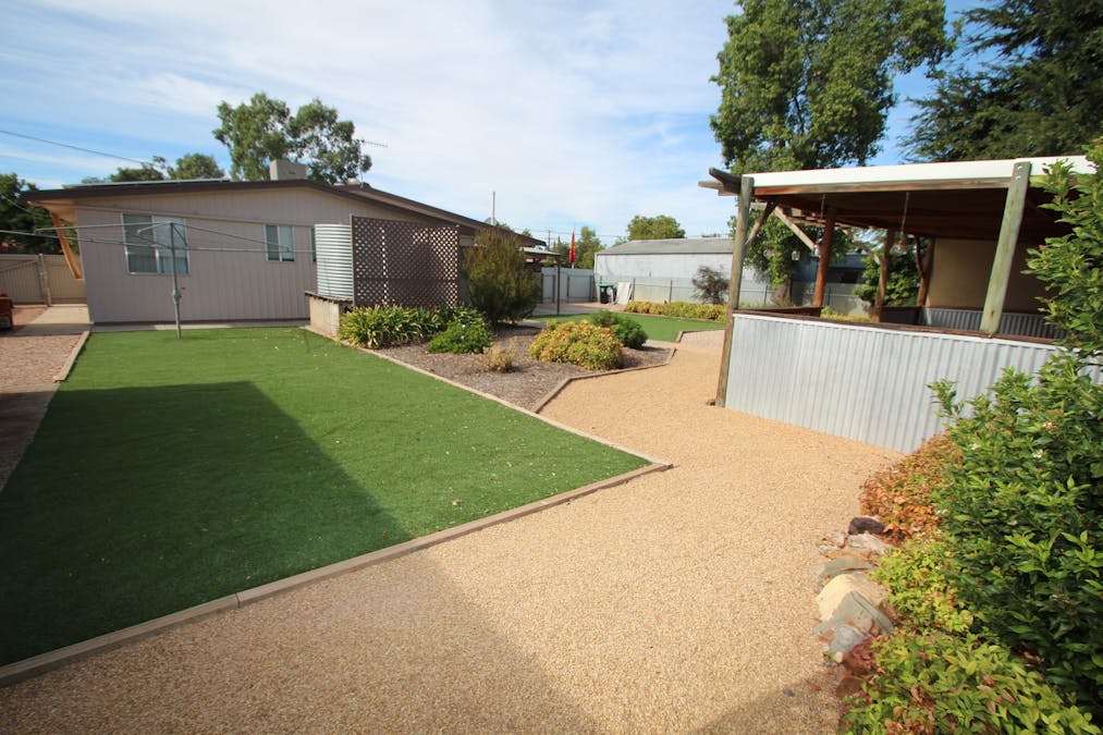 26 Dix Street, Renmark, SA, 5341 Sold Elders Real Estate