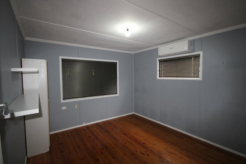 23 Hall Street, Dalby, QLD, 4405 - Image 7