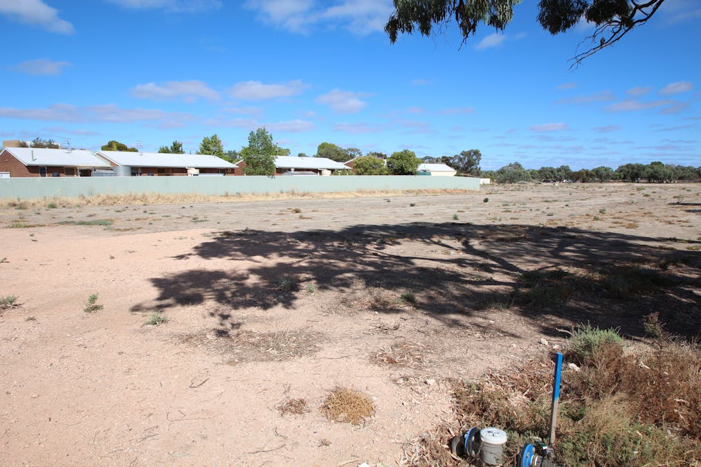 64/Cowra Street, Renmark, SA, 5341 - Image 6