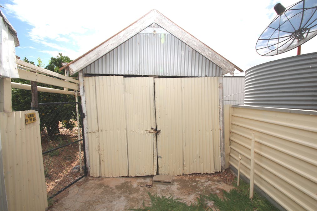 54 Eleventh Street, Renmark, SA, 5341 - Image 11